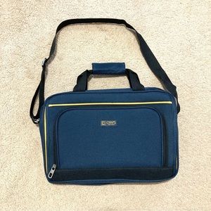 CHAPS CrossBody Shoulder Messenger Briefcase Carry on Travel Laptop Tote